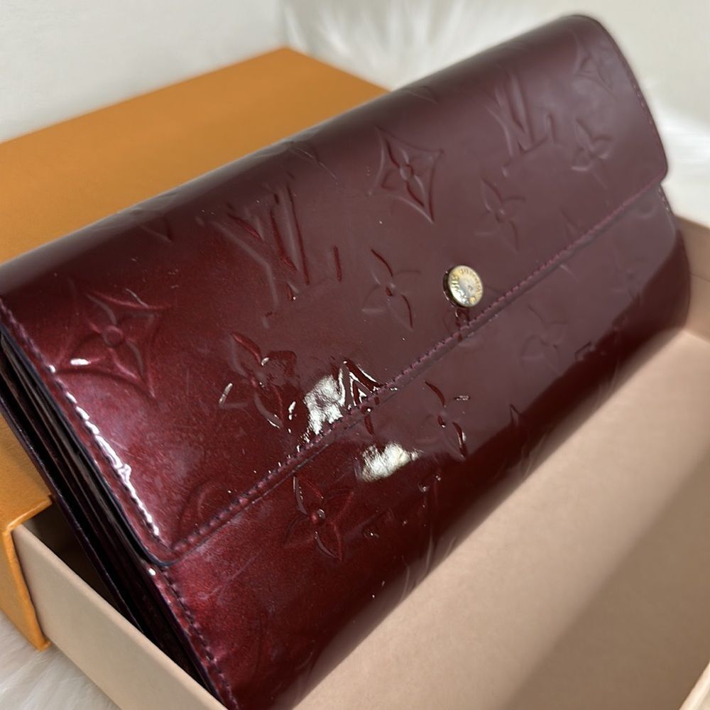 💯 Authentic Louis Vuitton Vernis  Sarah Long Wallet🍀 - Picture 7 of 16